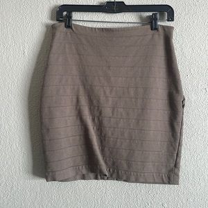Stretchy Express skirt